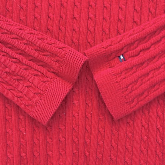 Tommy Hilfiger | Cotton Cable Ivy V-Neck Long Sleeve Knit Sweater Scarlet (M) - Picture 6 of 11